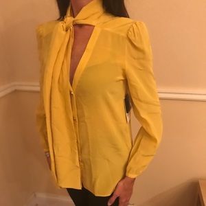 Juicy Couture Amelia Blouse in mustard size 0